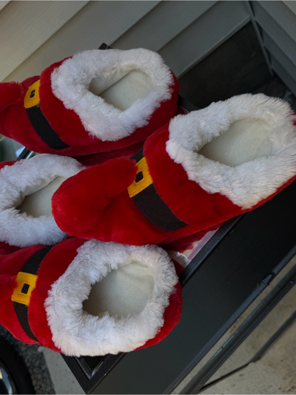 Cozy Red Plush Santa Elf Belt Slippers Sz M 7-8